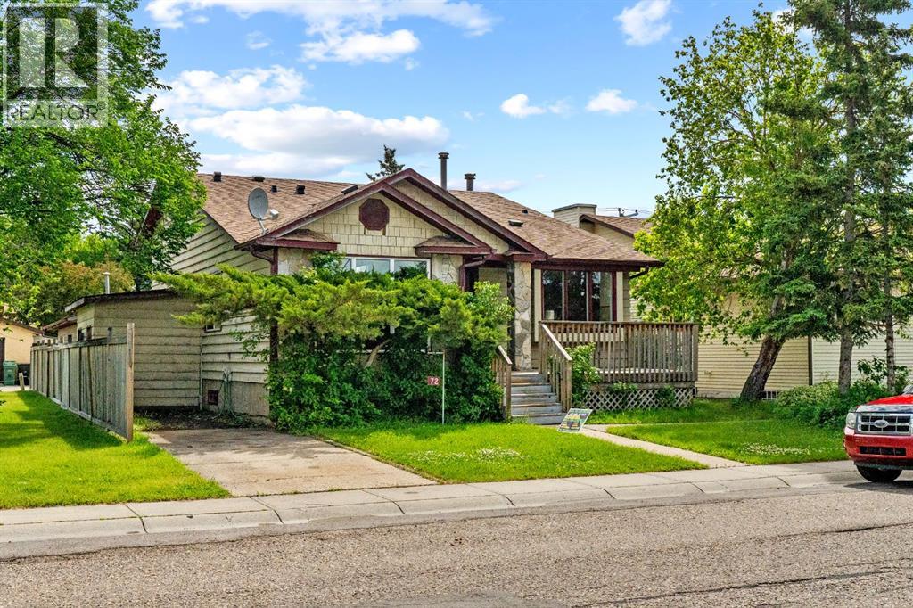 72 Templeson Way NE - 2