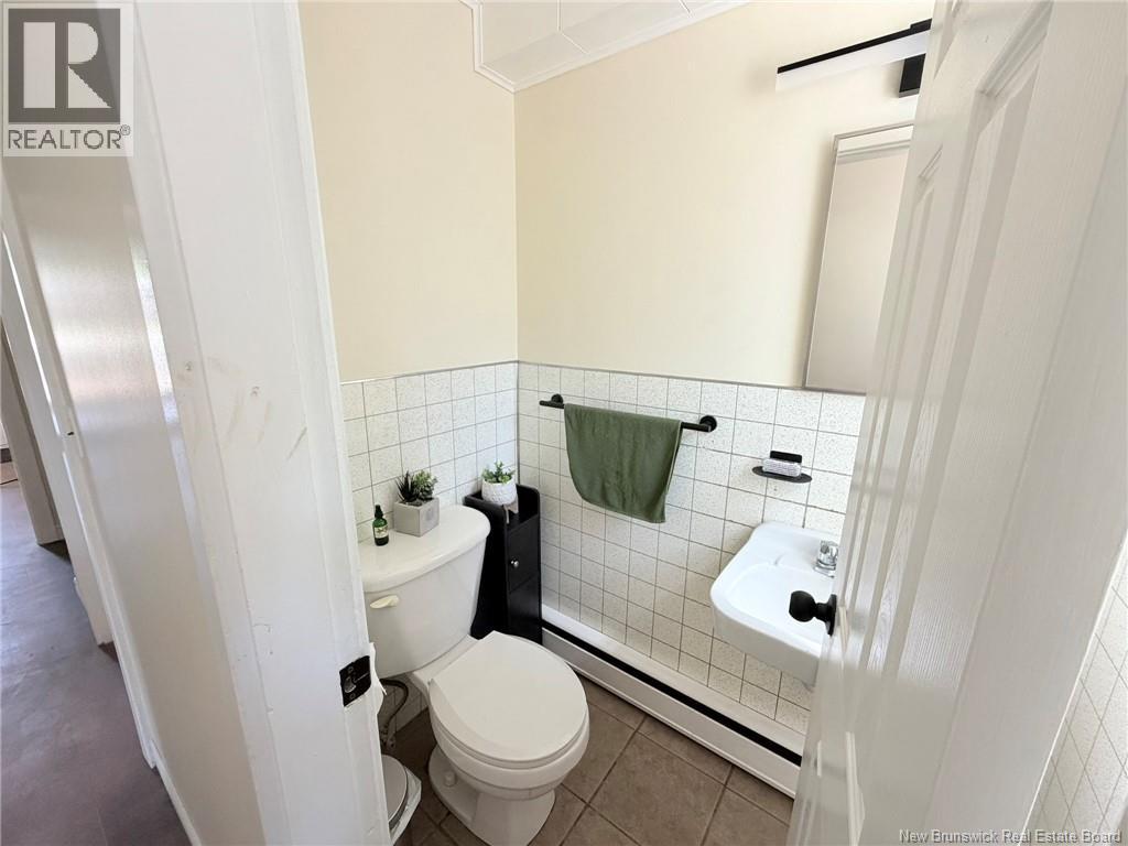 145 St John Street - 19