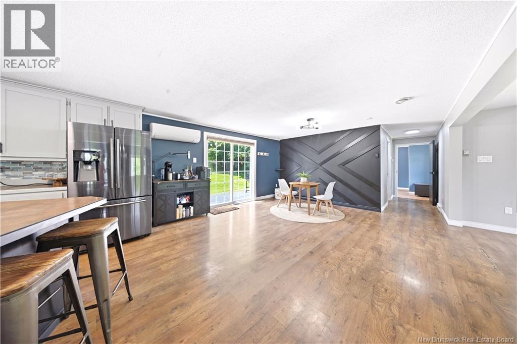 211 Pleasant - Image 11