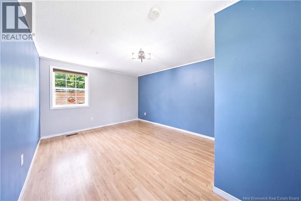 211 Pleasant - Image 27