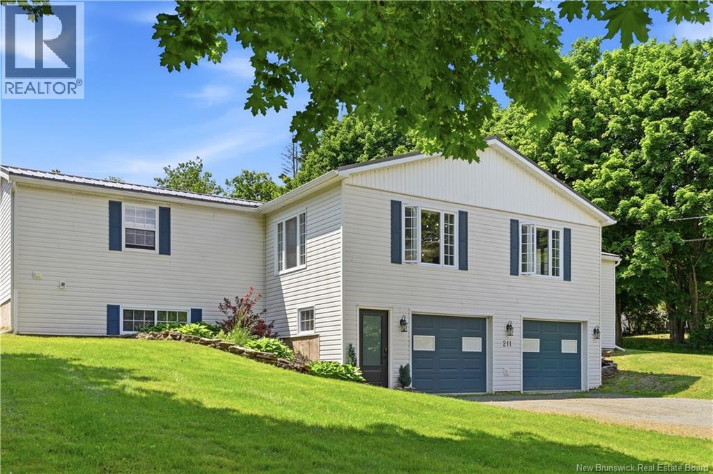 211 Pleasant - Image 3
