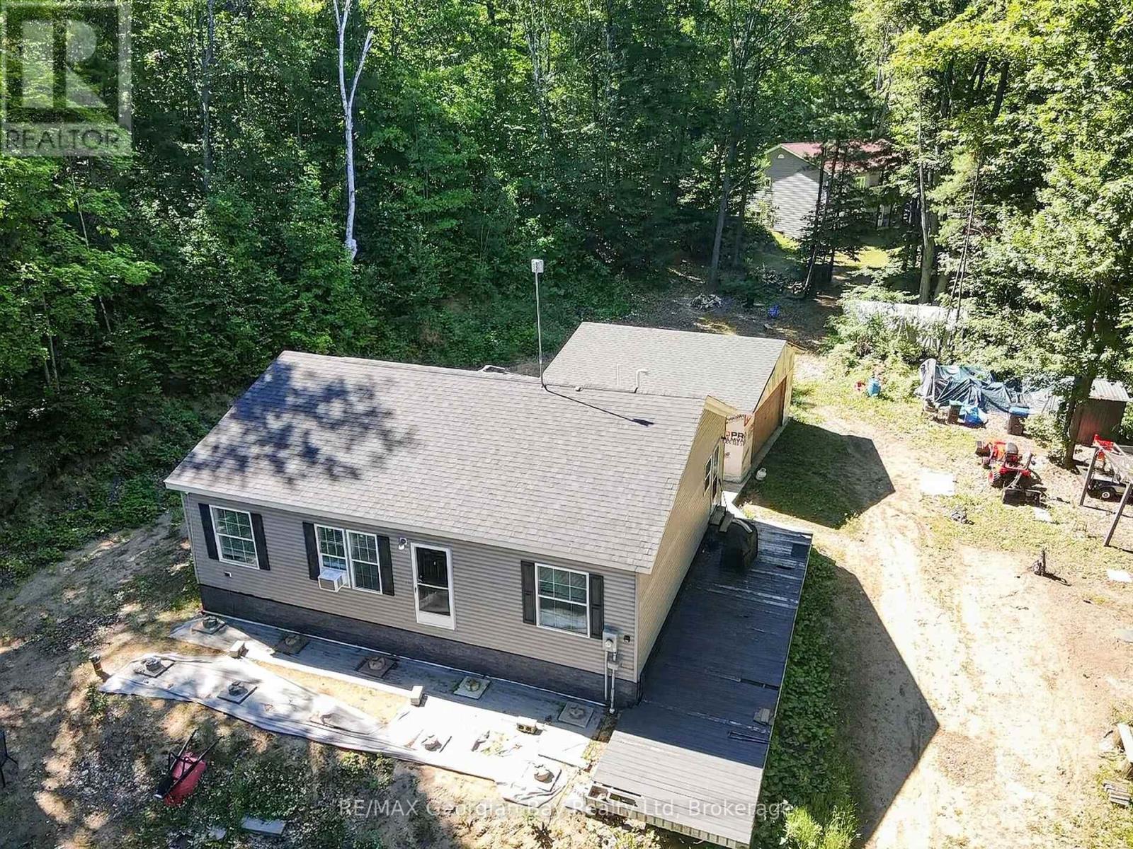 927 VINDIN STREET - 22