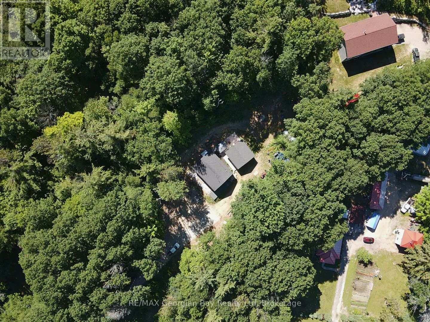 927 VINDIN STREET - 23