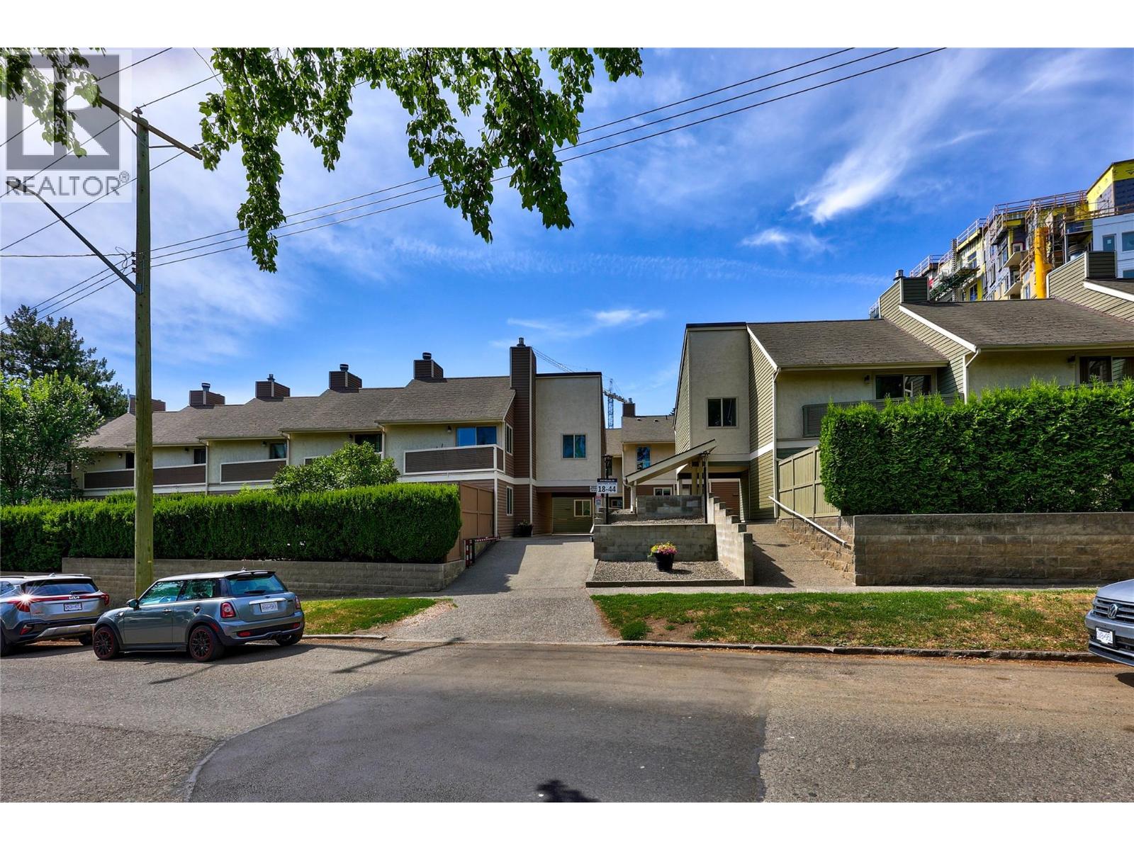 #40 145 NICOLA Street - 26
