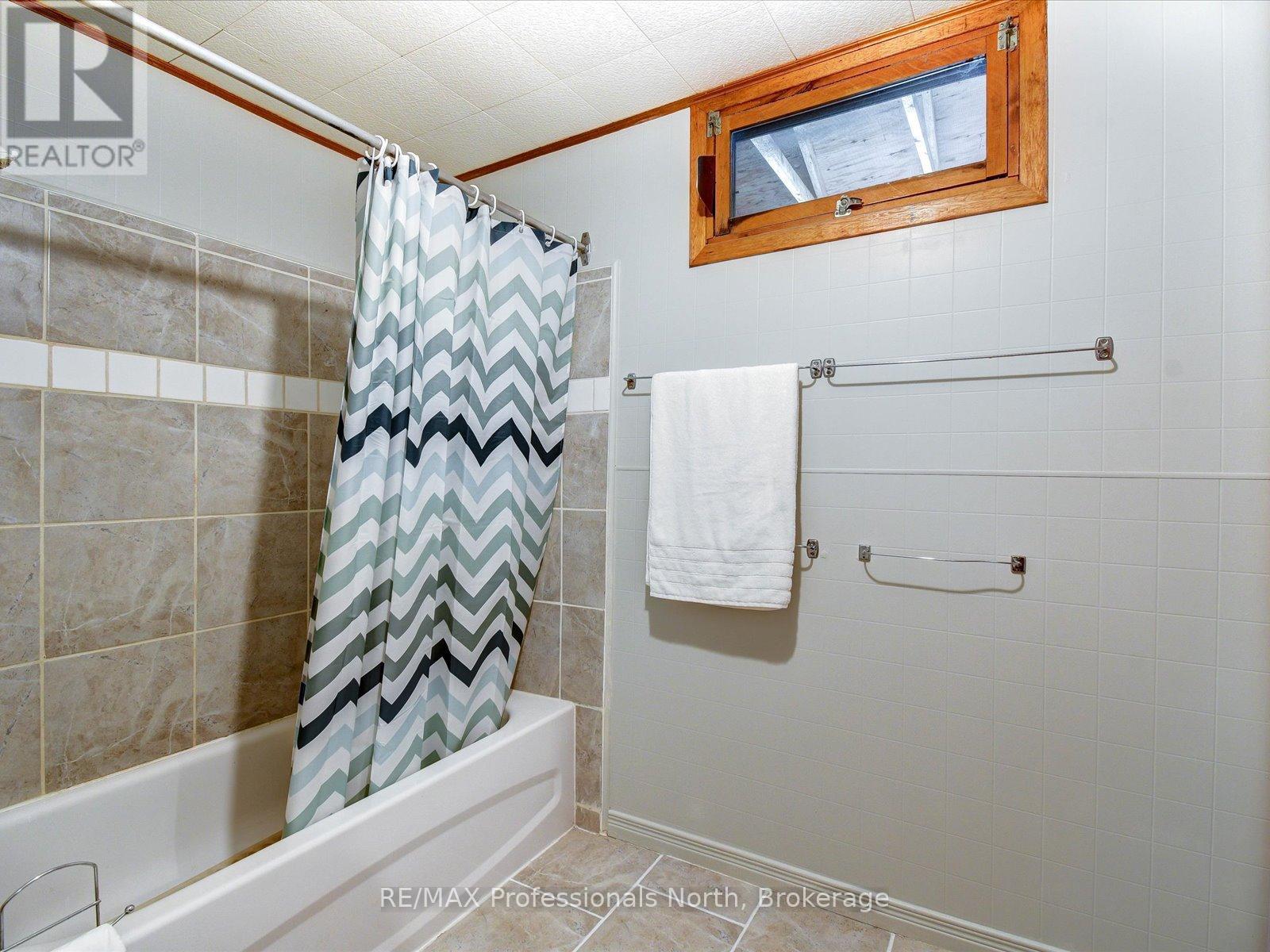 2510 LOOP ROAD - 22