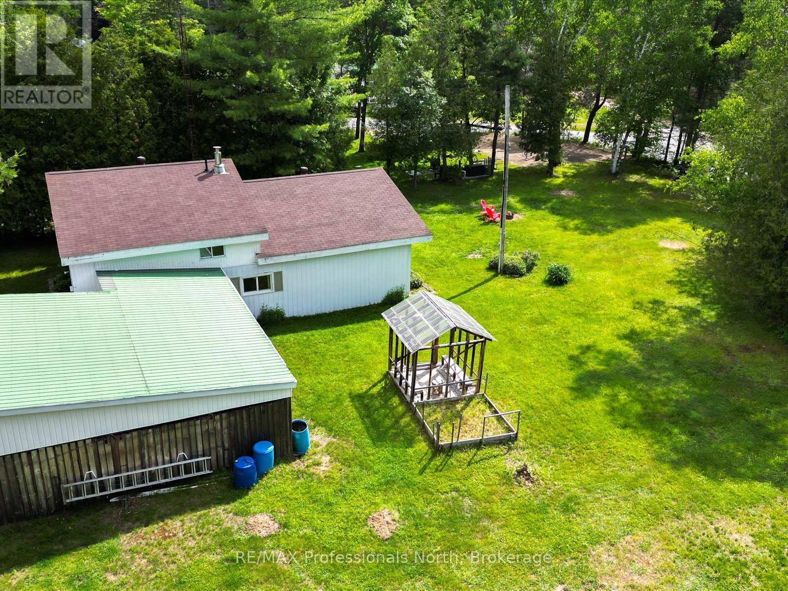 2510 LOOP ROAD - 24