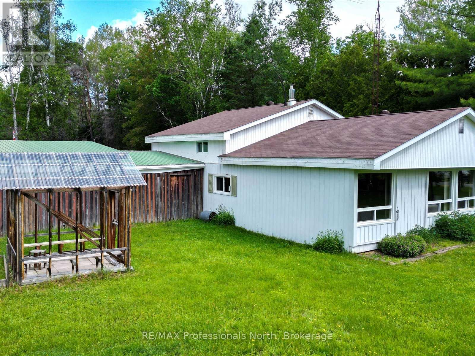 2510 LOOP ROAD - 27