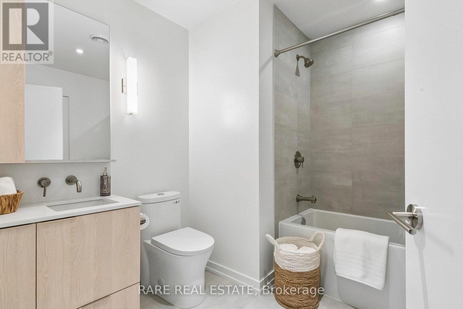 #2603 110 BROADWAY AVENUE - 16