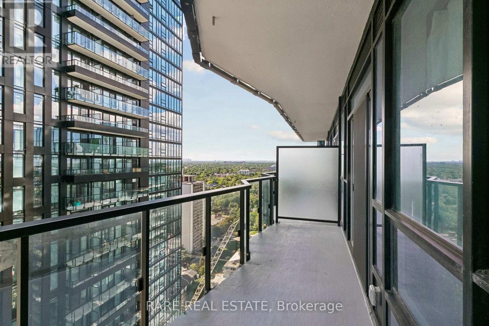 #2603 110 BROADWAY AVENUE - 19