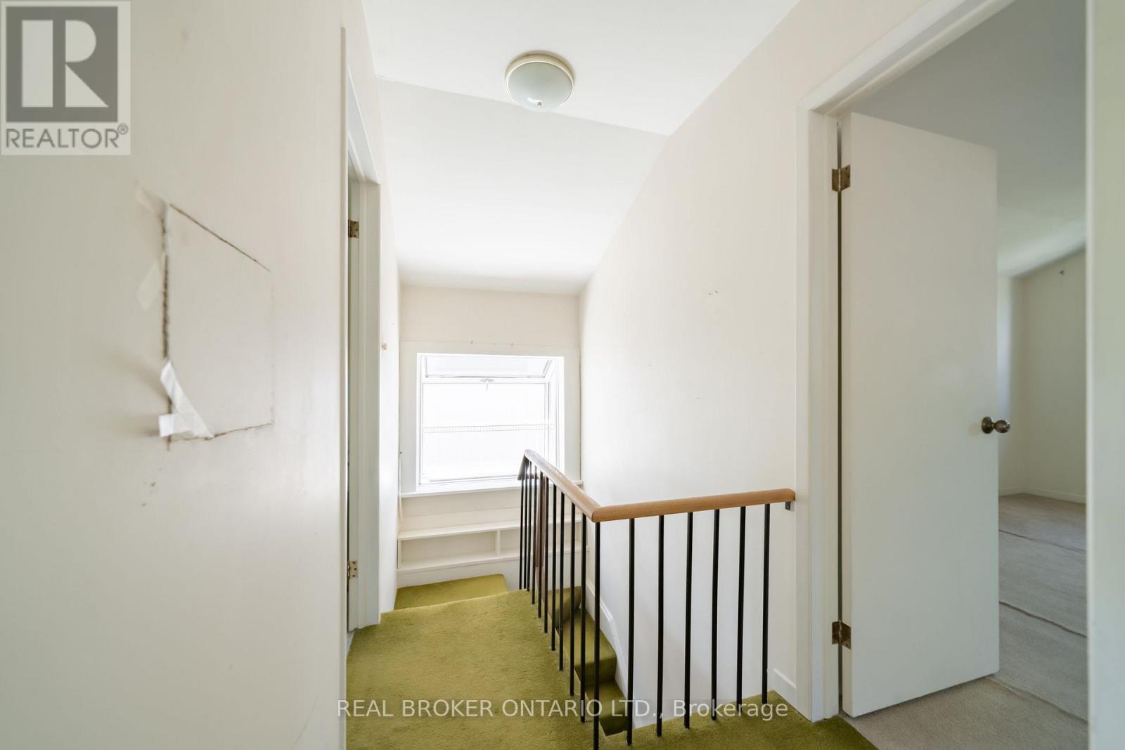 483 MELROSE AVENUE - 16