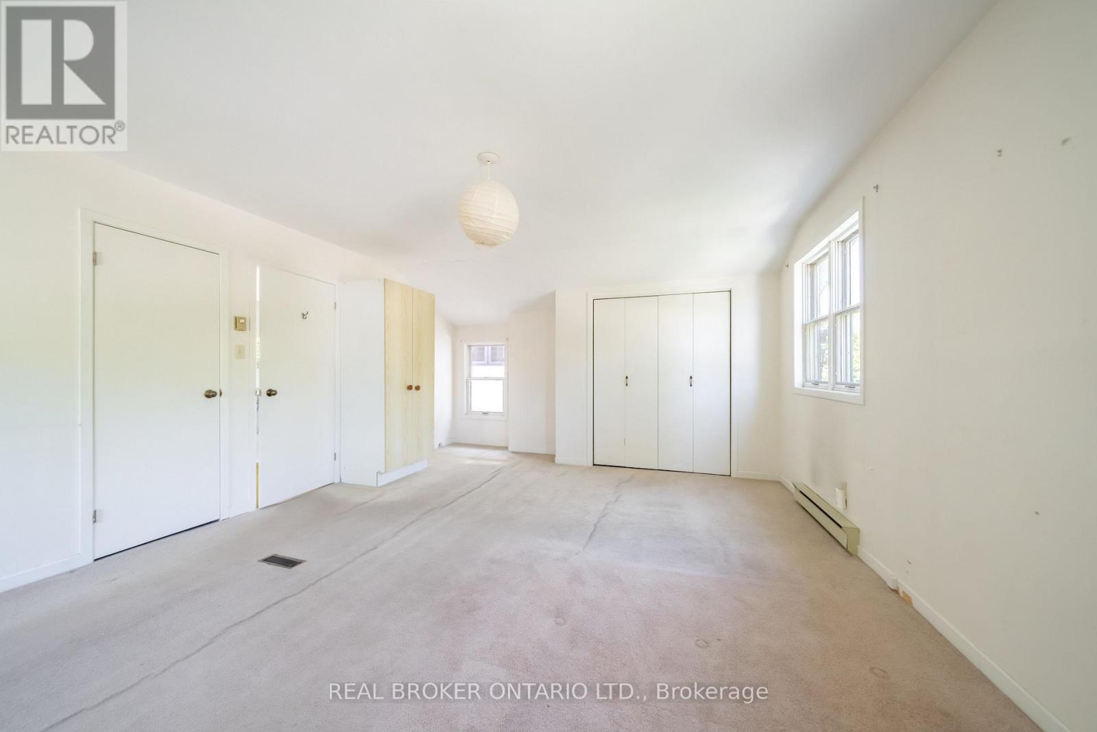 483 MELROSE AVENUE - 17