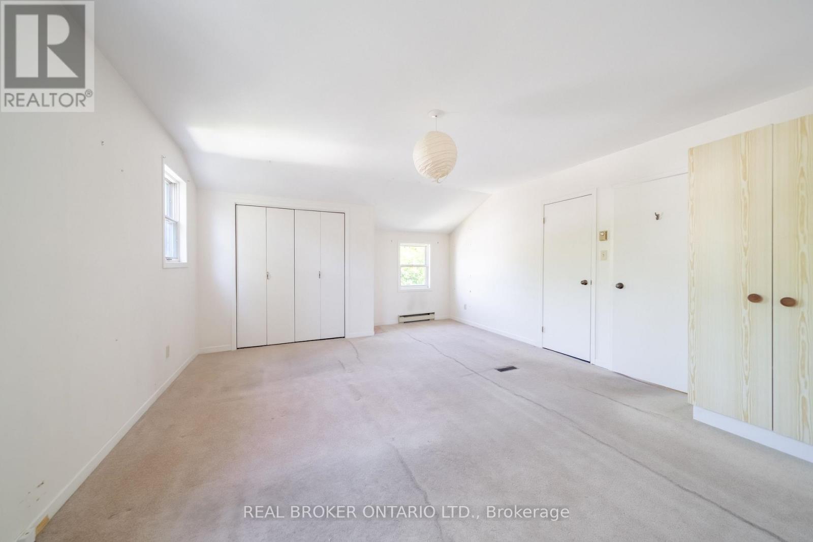 483 MELROSE AVENUE - Image 20