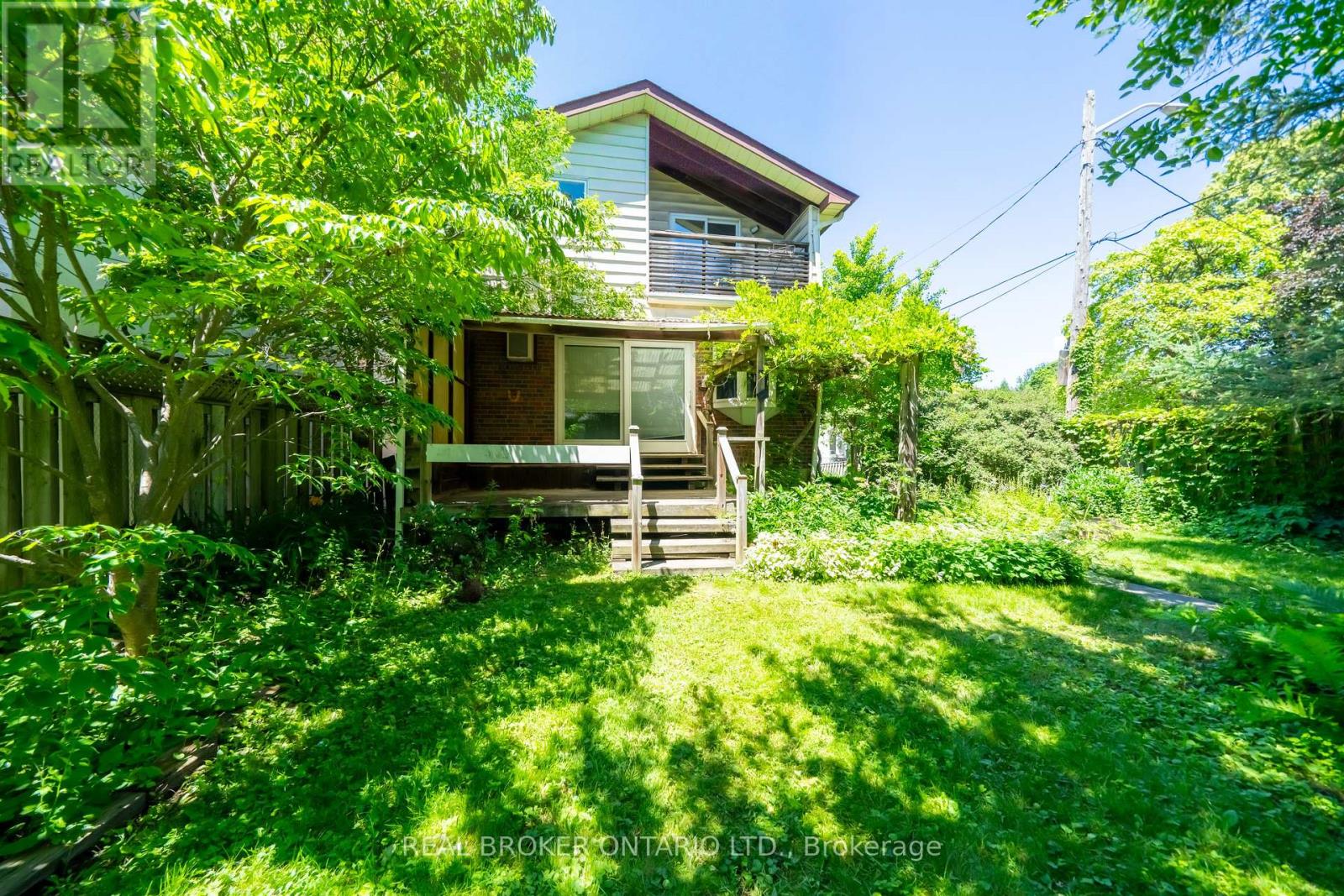 483 MELROSE AVENUE - Image 37