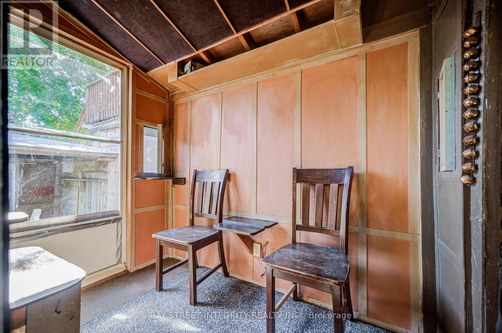 19 ROBINSON AVENUE - Image 24
