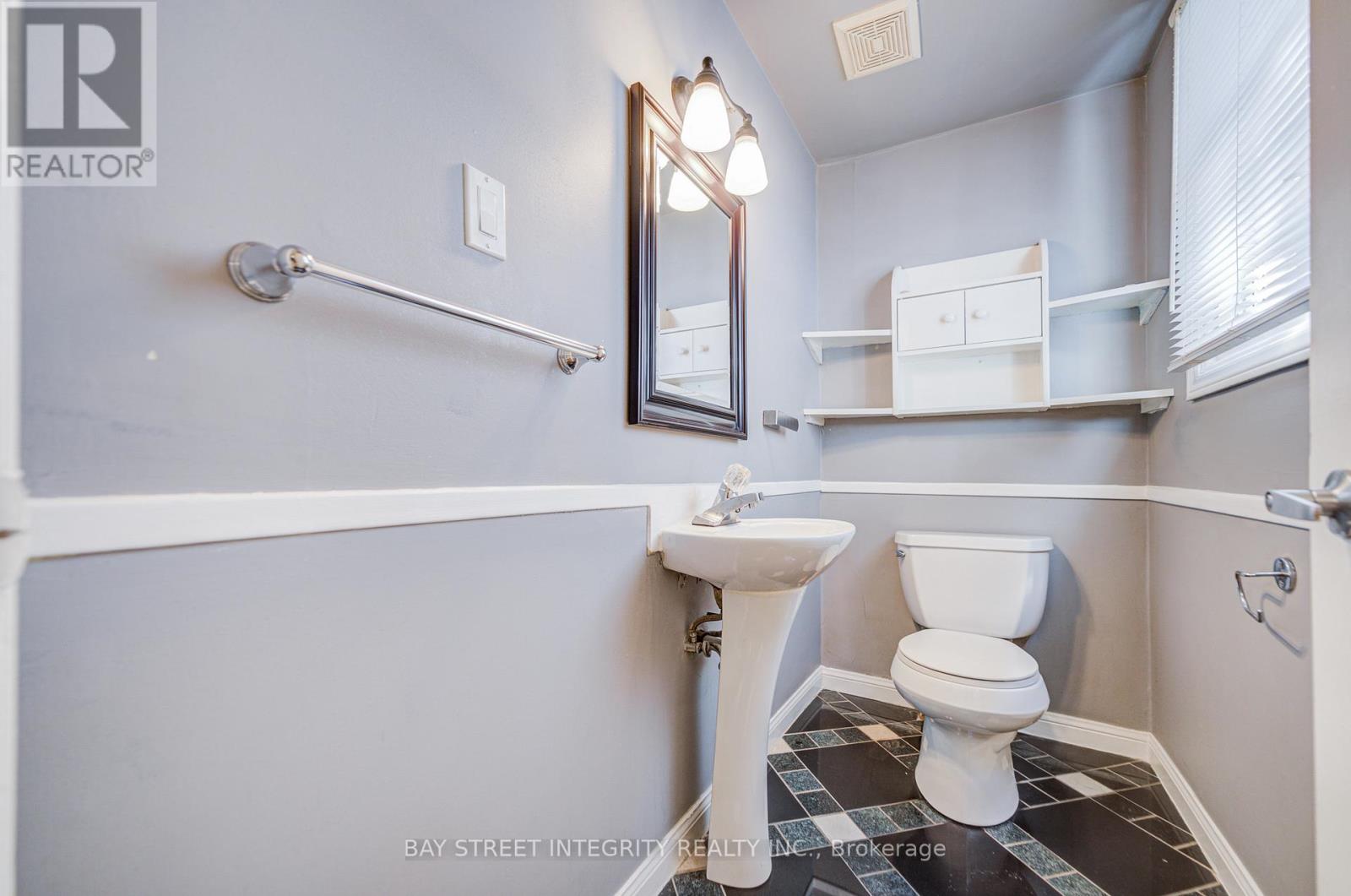 19 ROBINSON AVENUE - Image 25