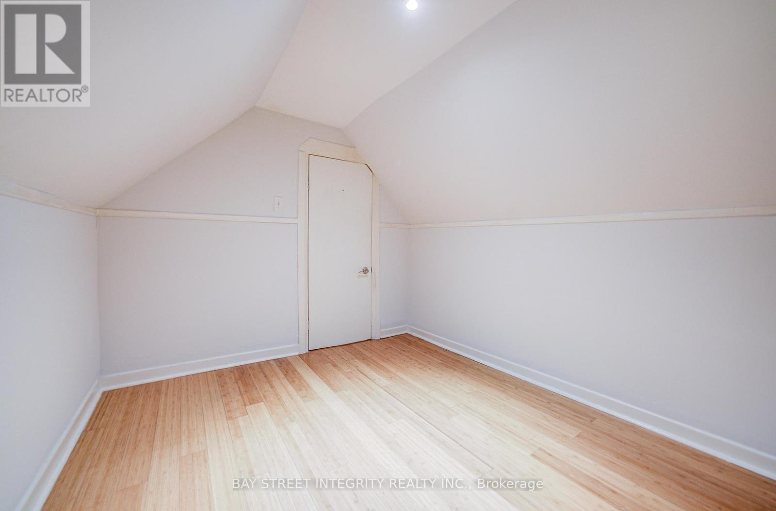 19 ROBINSON AVENUE - Image 29