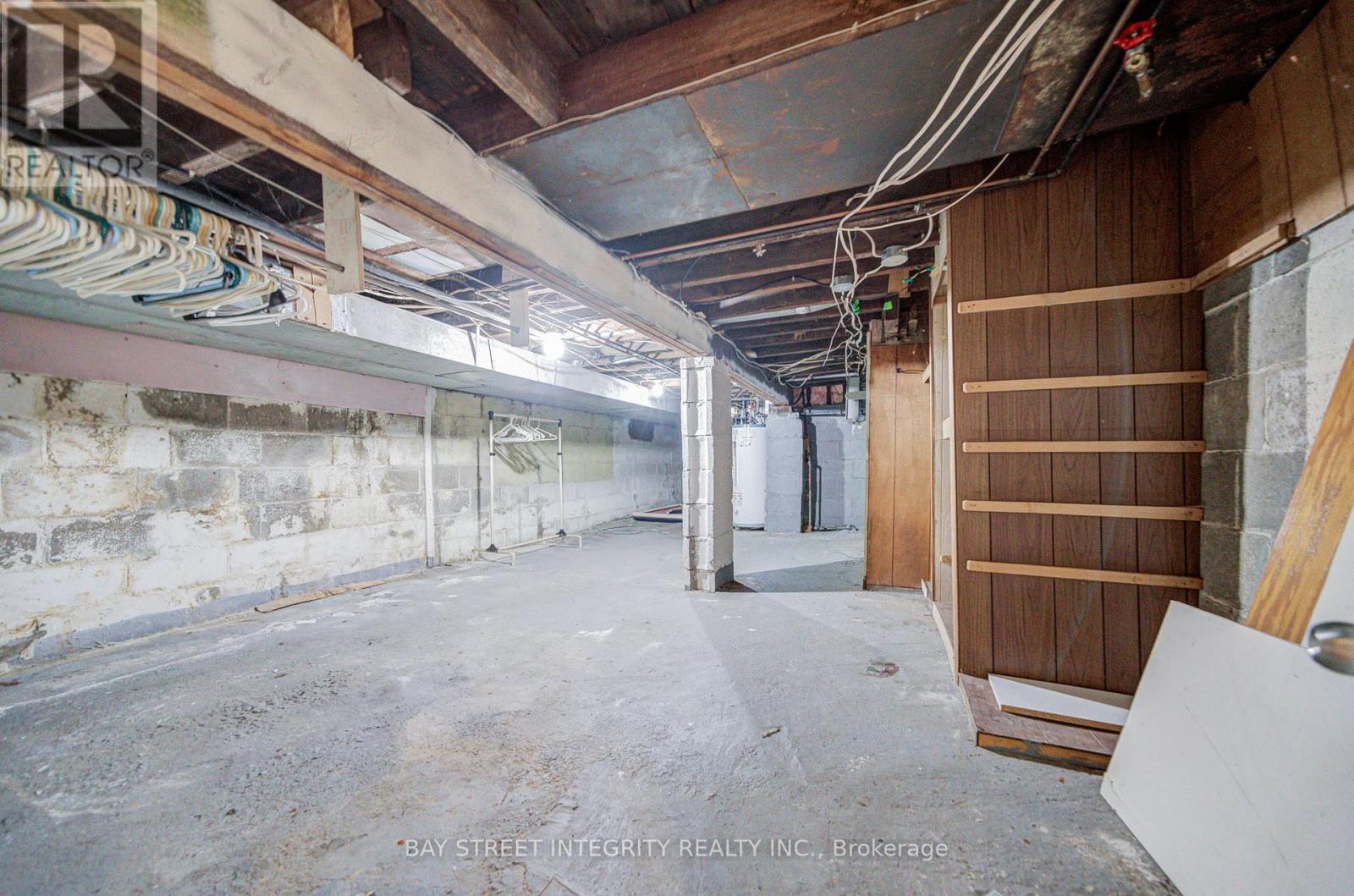 19 ROBINSON AVENUE - Image 34