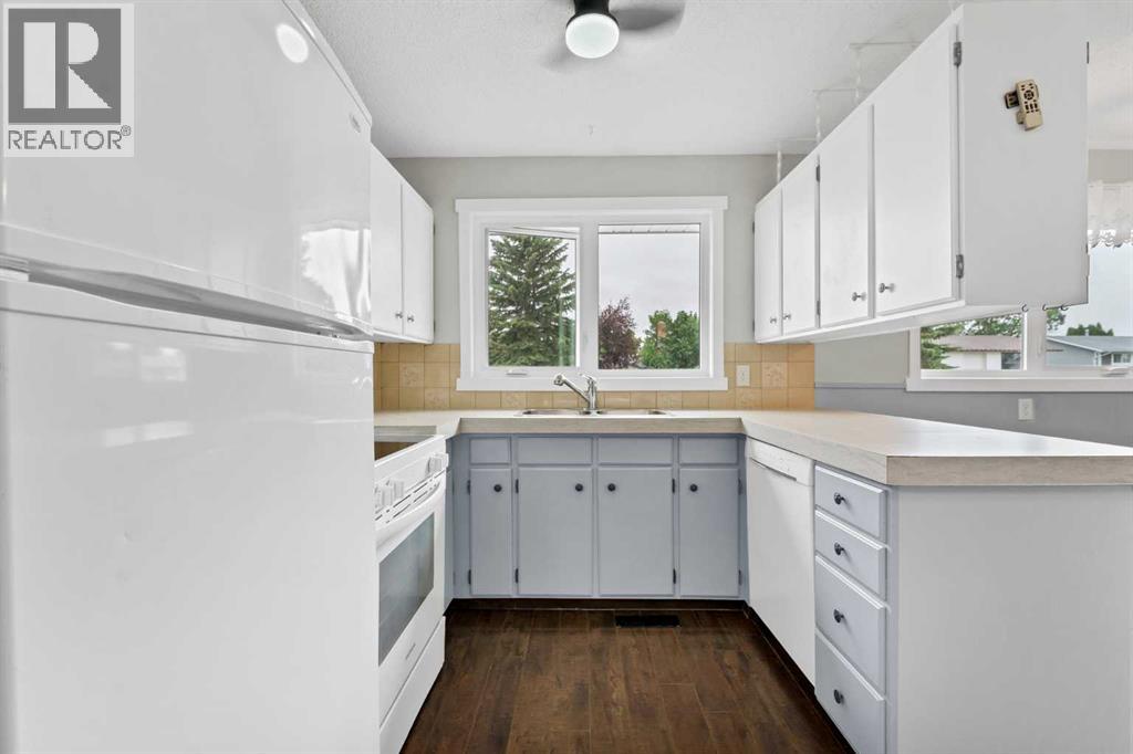 78 Clark Crescent SE — photo 10