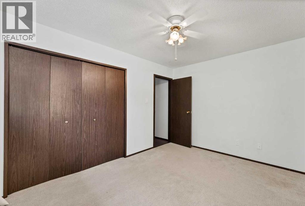 78 Clark Crescent SE — photo 13