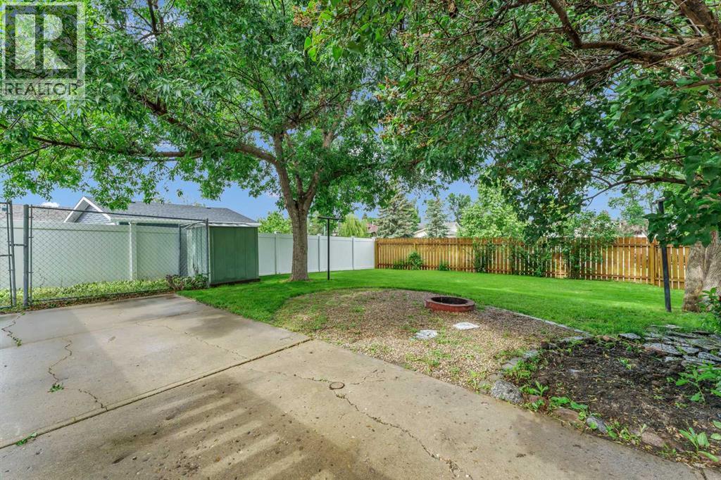 78 Clark Crescent SE — photo 35