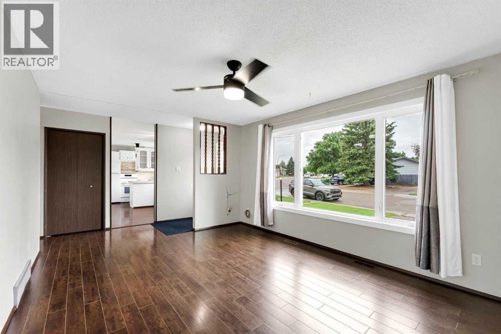 78 Clark Crescent SE — photo 6