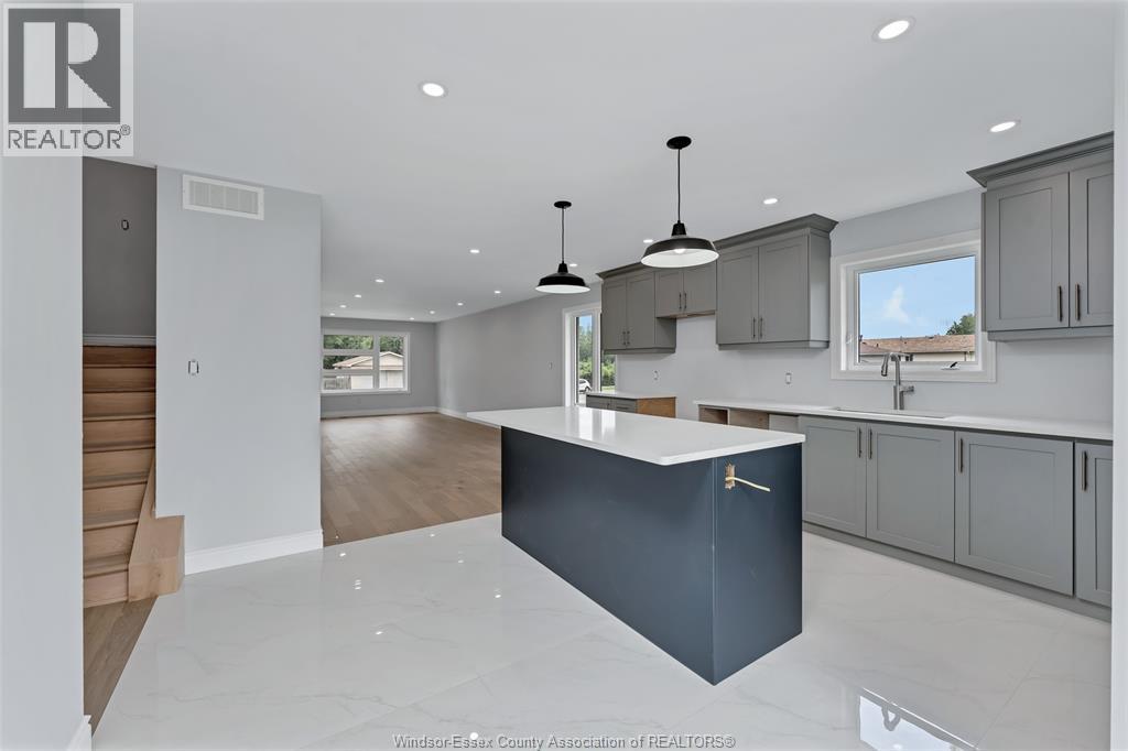 1505 MICHIGAN AVE. - 15