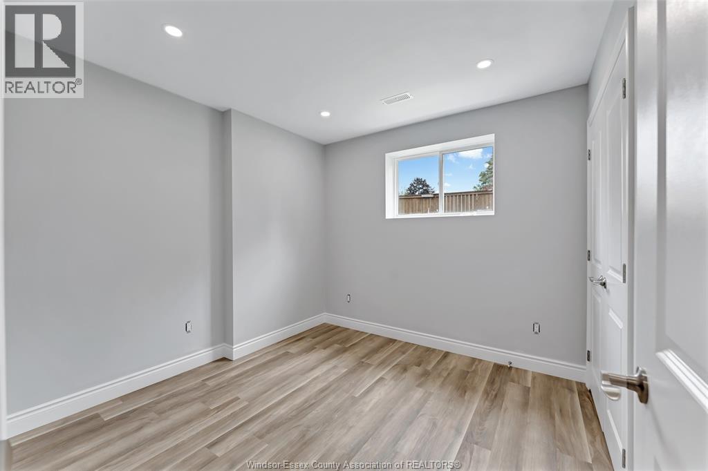 1505 MICHIGAN AVE. - 30