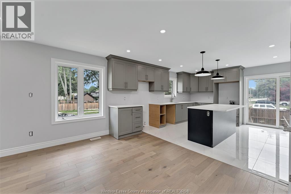 1505 MICHIGAN AVE. - 8