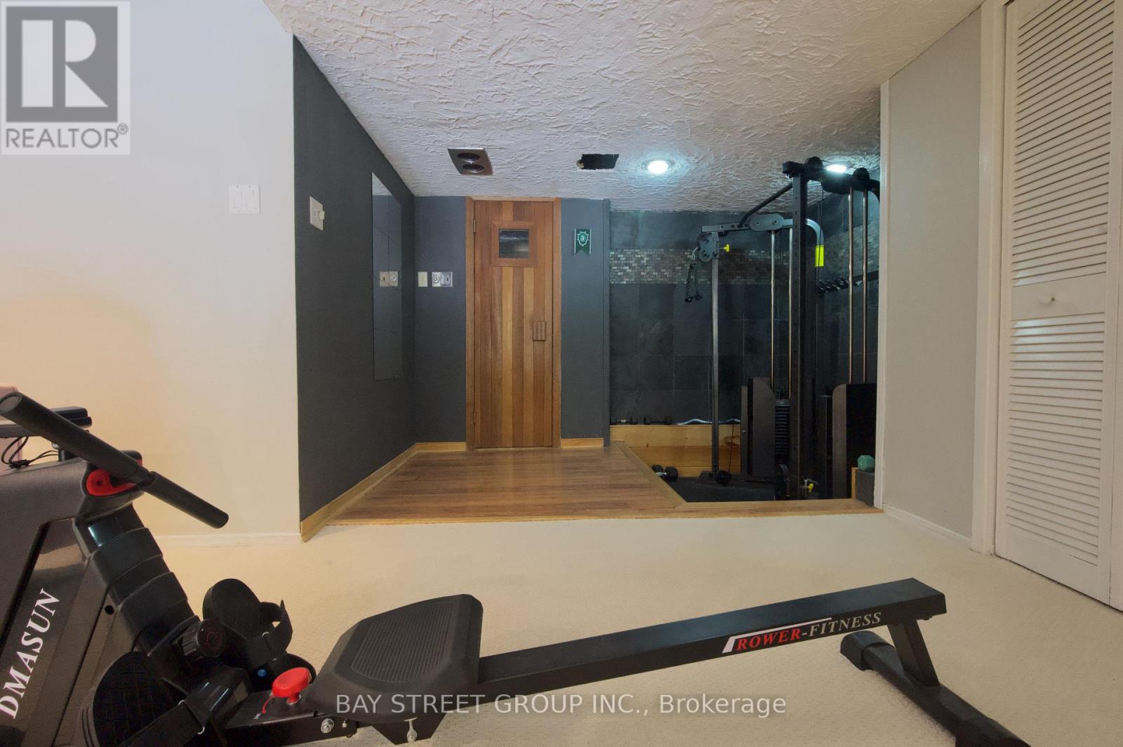 22 THURGATE CRESCENT - Image 12