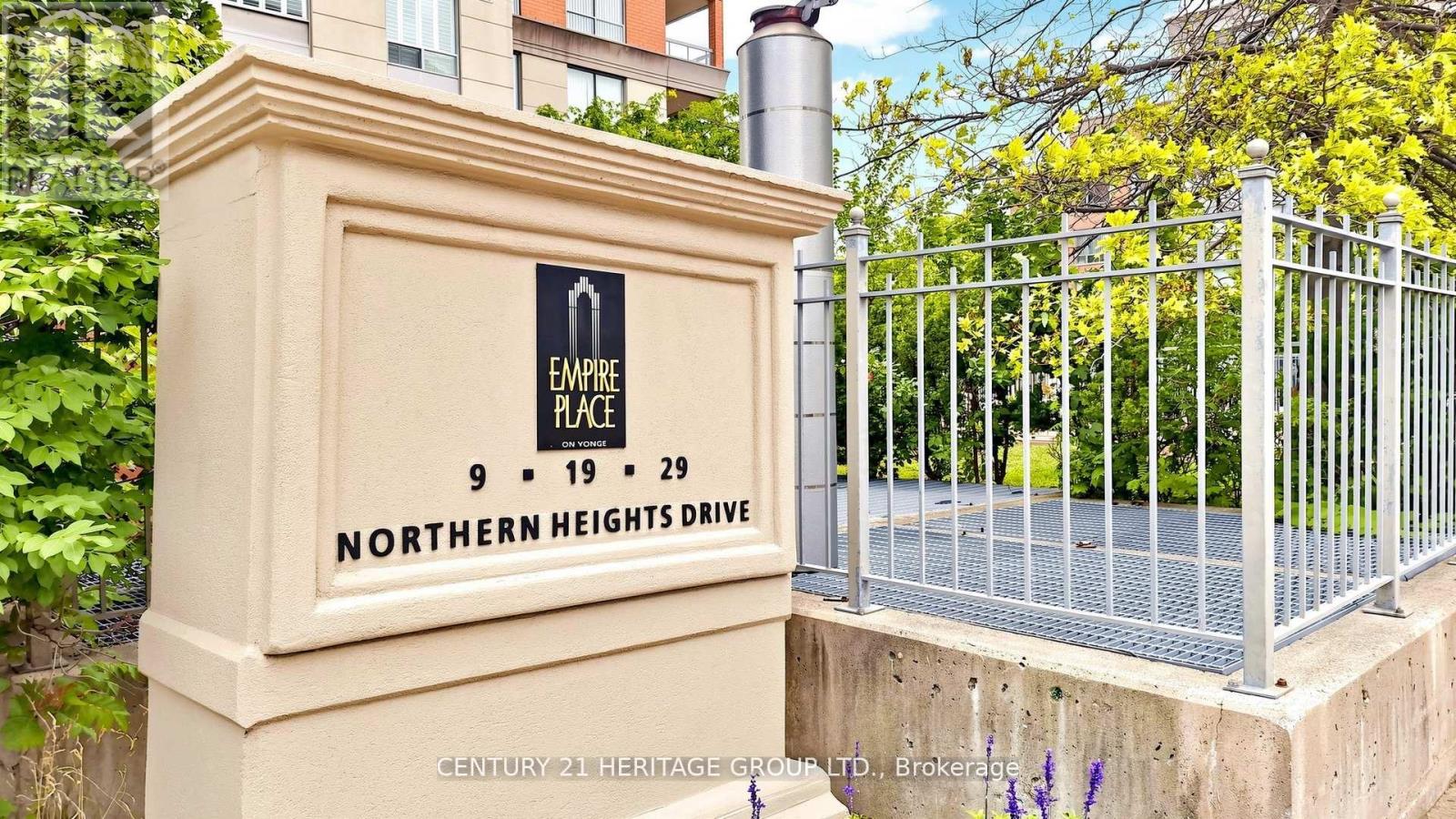 #707 9 NORTHERN HEIGHTS DRIVE - 1