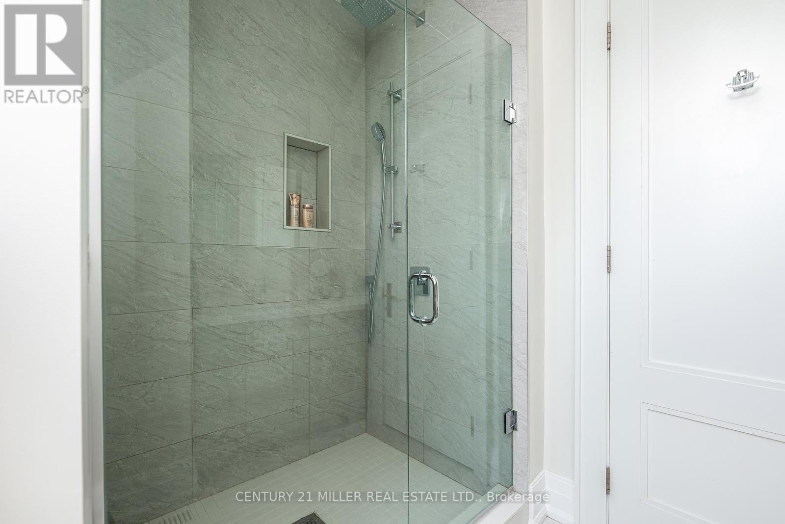 487 ORCHARD DRIVE - 26
