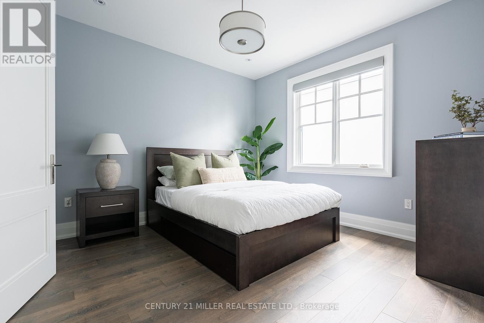 487 ORCHARD DRIVE - 27