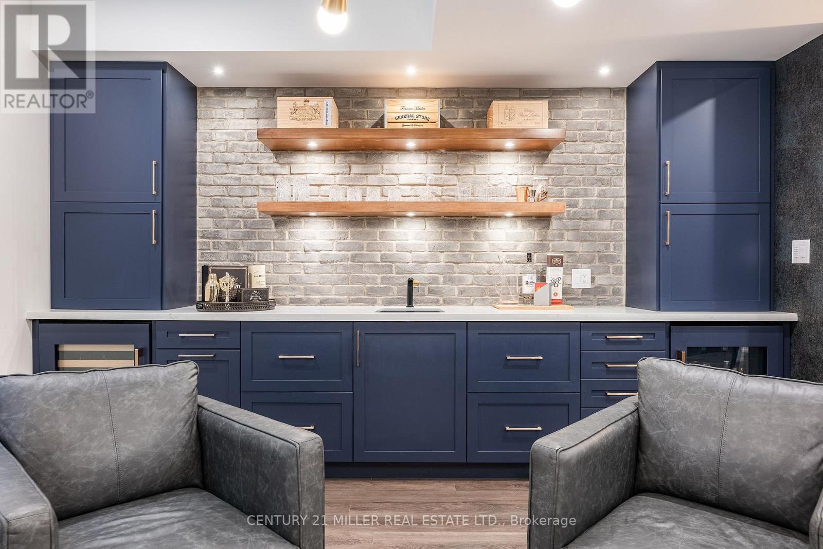 487 ORCHARD DRIVE - 38