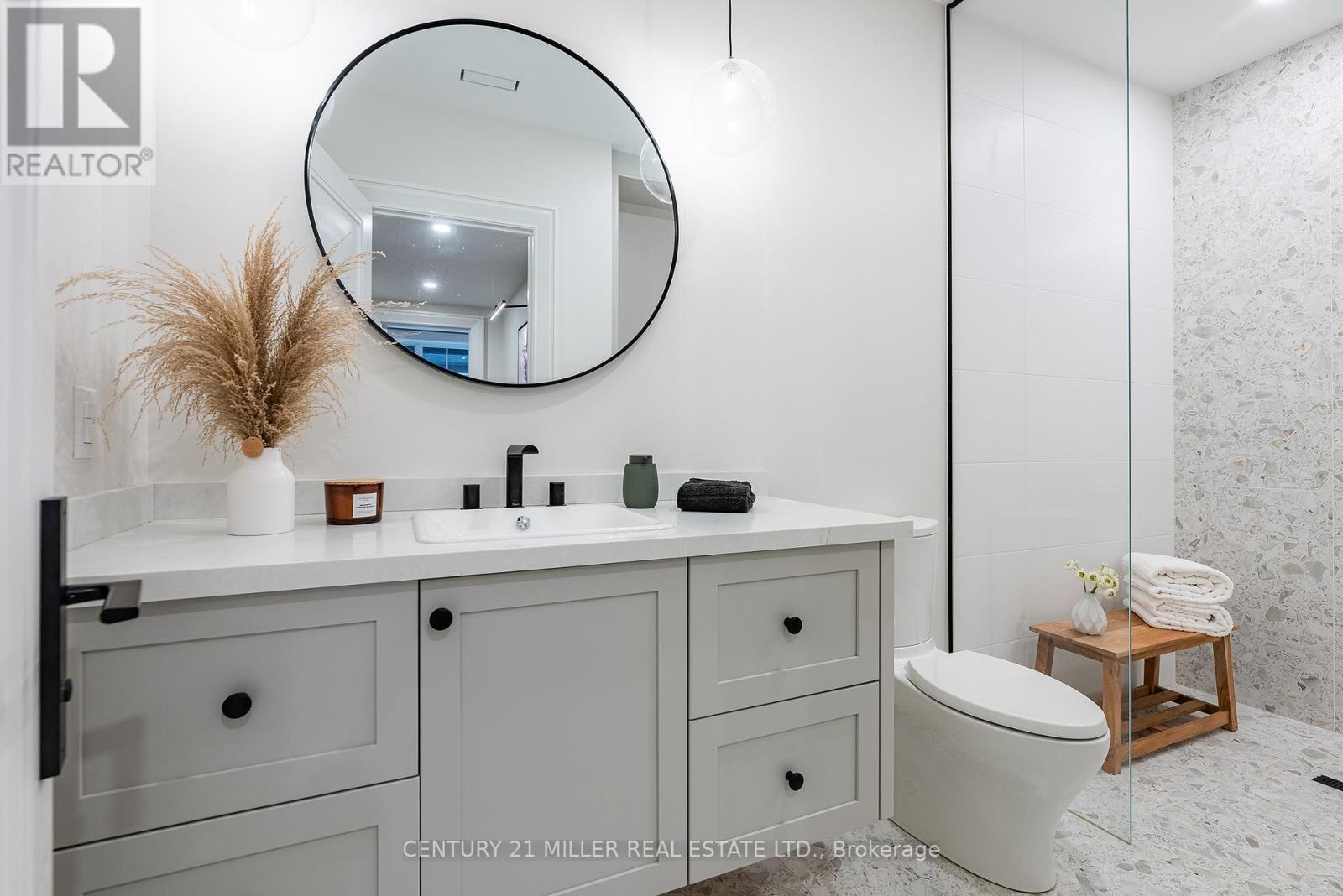 487 ORCHARD DRIVE - 40