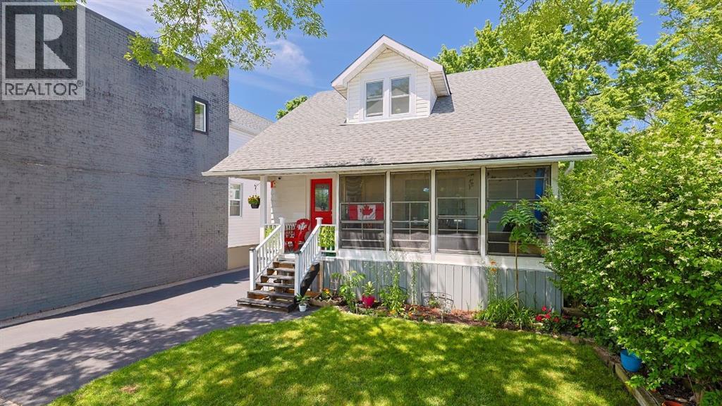 224 MAXWELL STREET - 2