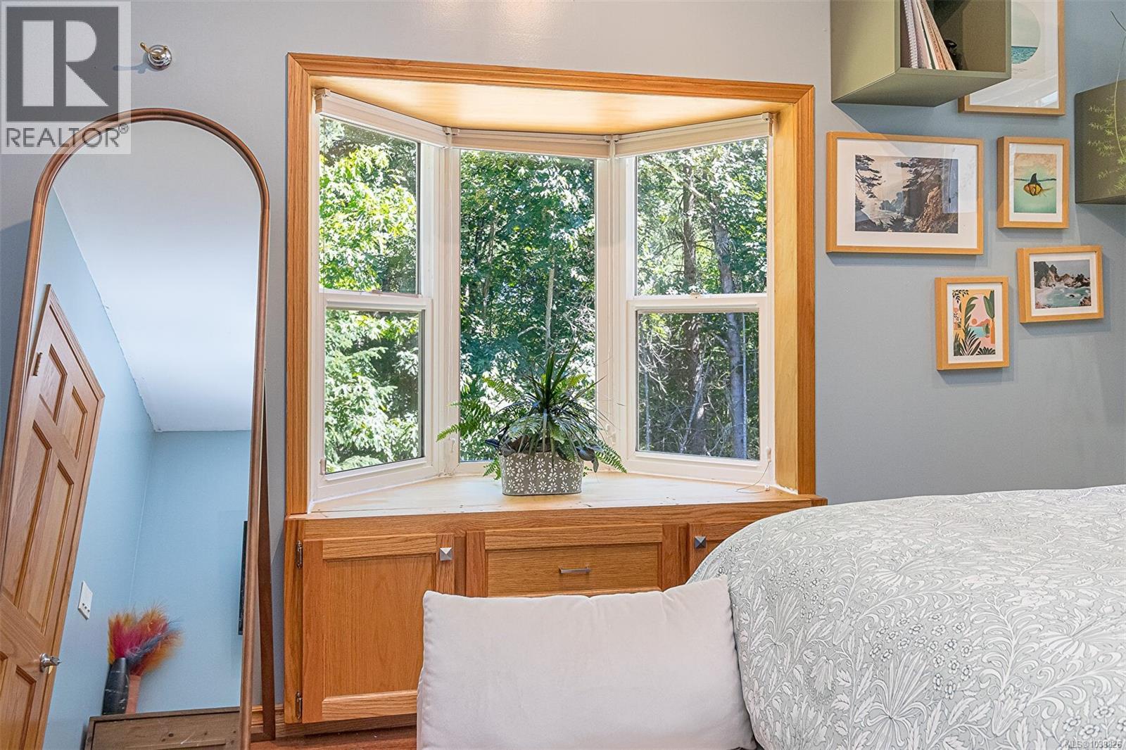 2333 Summerset Rd - Image 26
