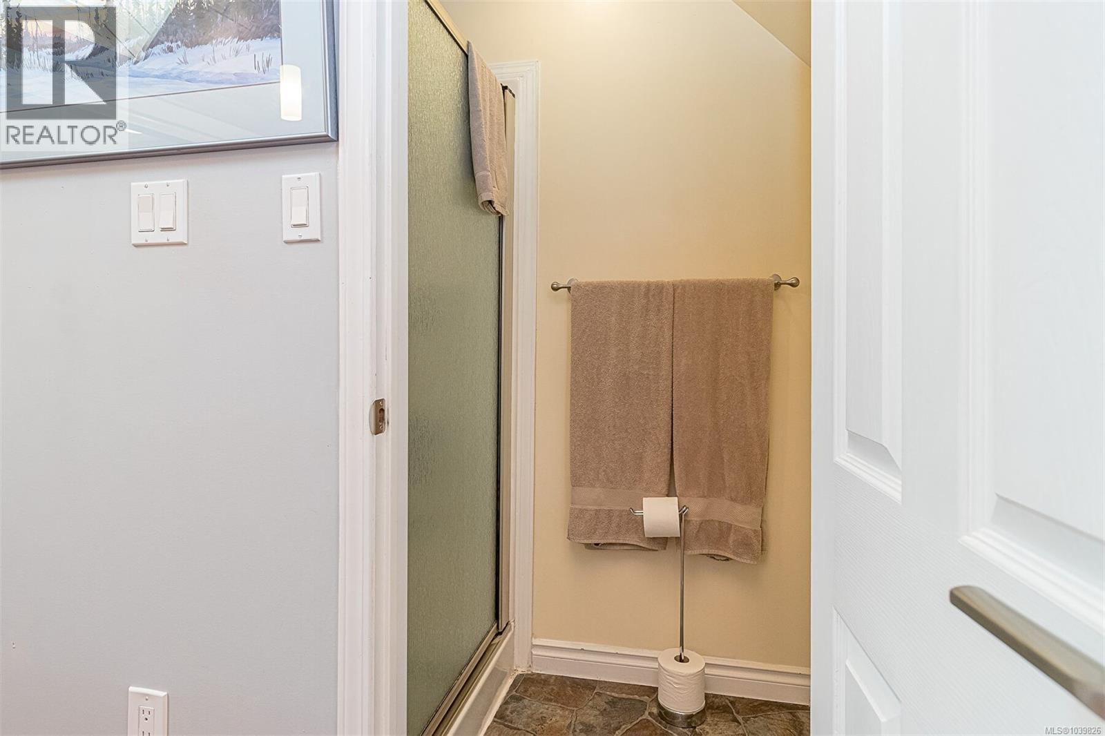 2333 Summerset Rd - Image 24