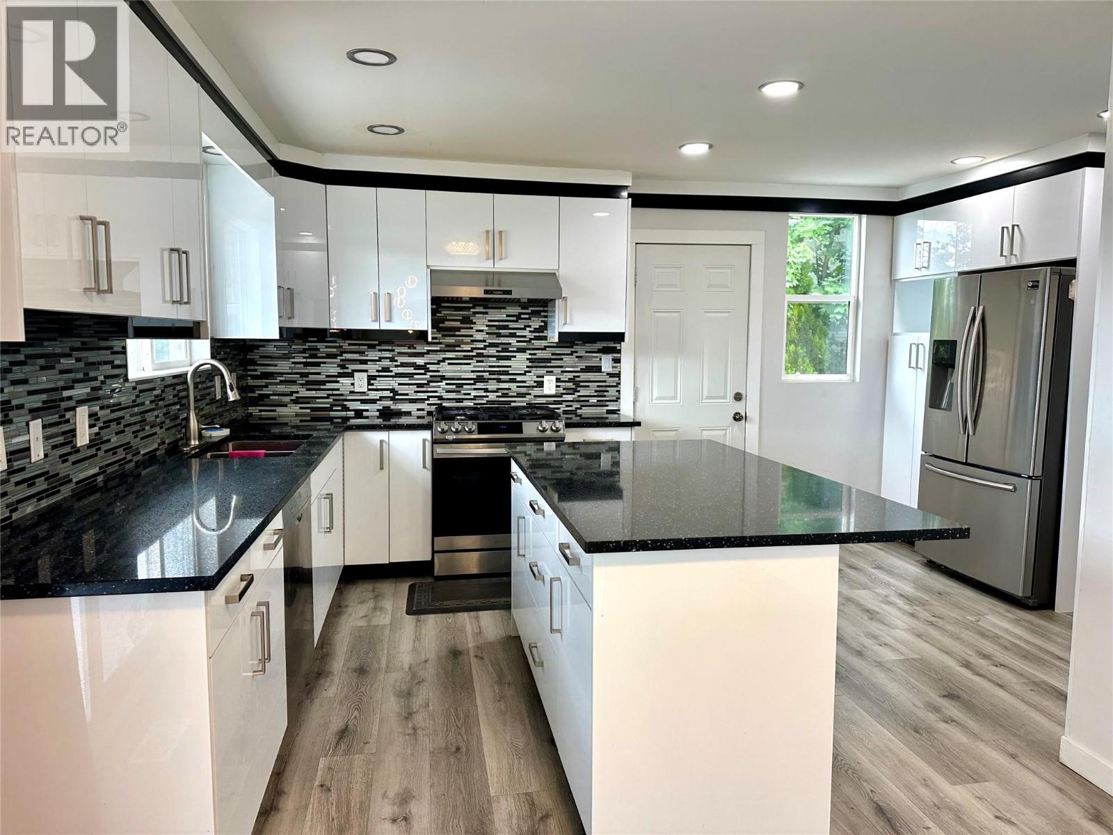  3802 21 Avenue, Vernon
