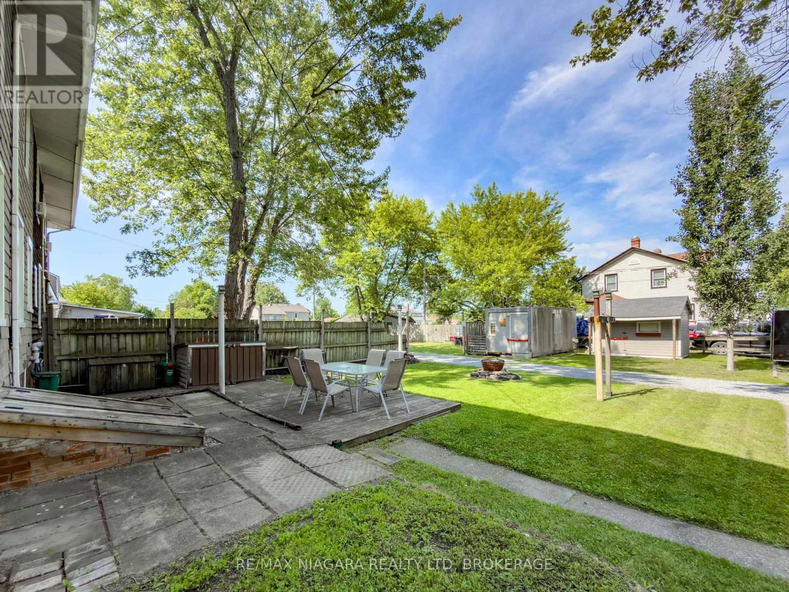 51 PLYMOUTH ROAD - 36