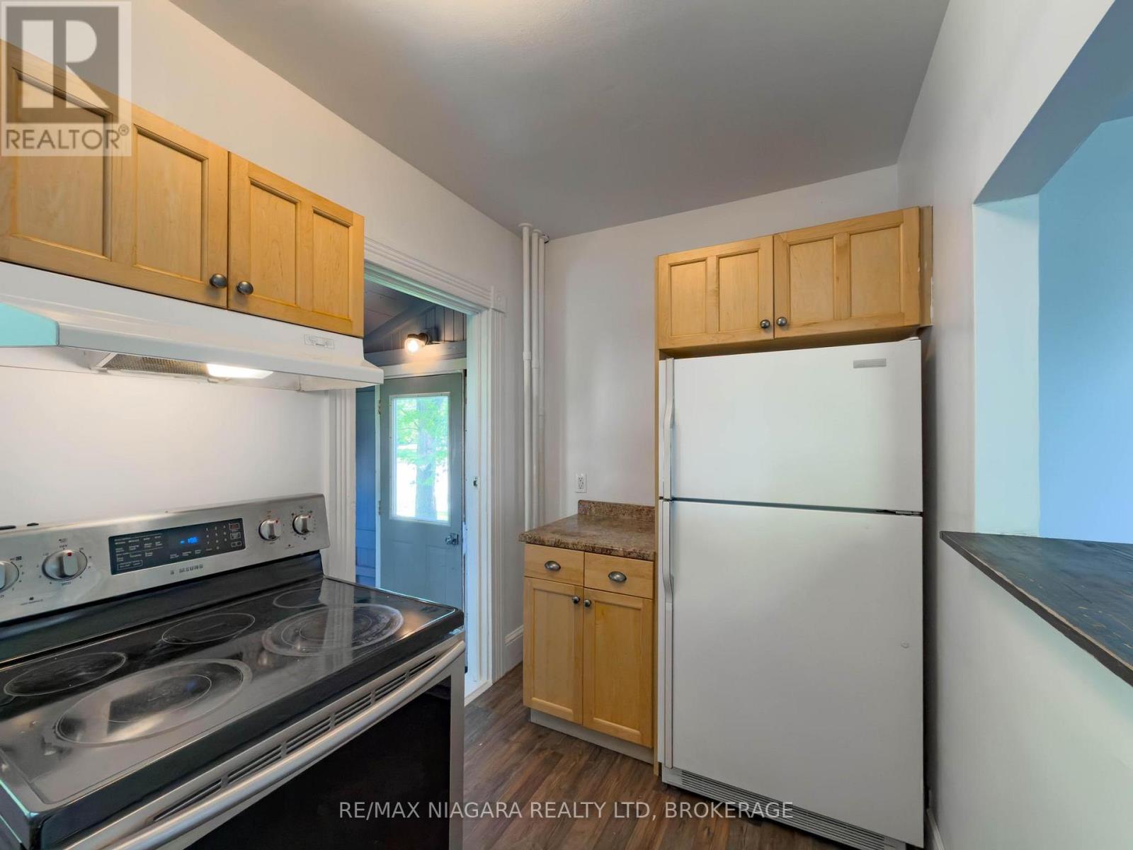 51 PLYMOUTH ROAD - 6