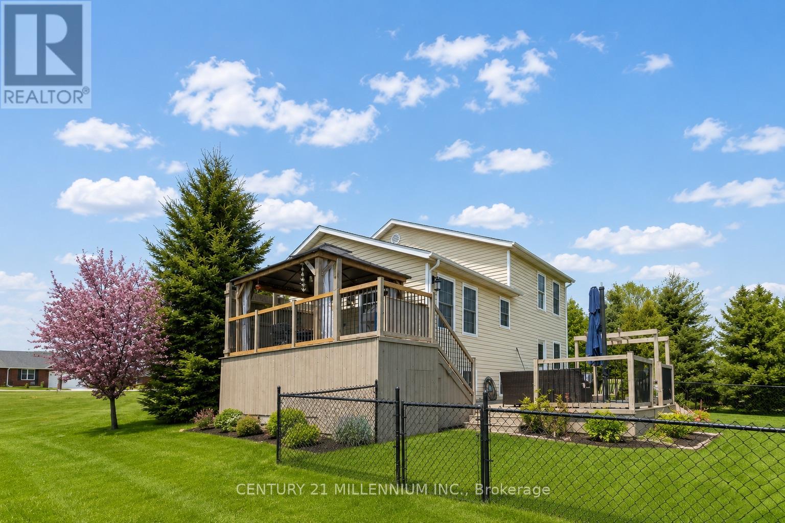 1100 WALKER STREET - 26