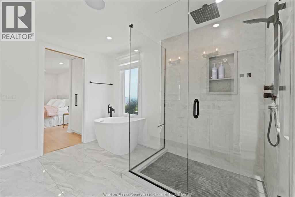 8190 RIVERSIDE DRIVE - 22
