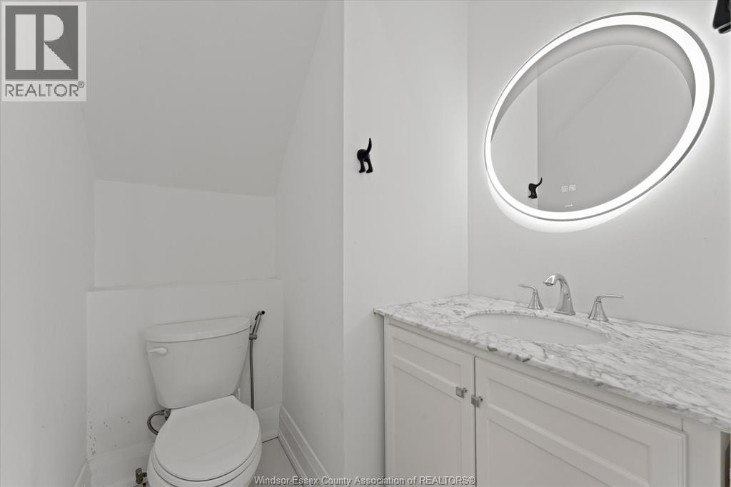 8190 RIVERSIDE DRIVE - 24