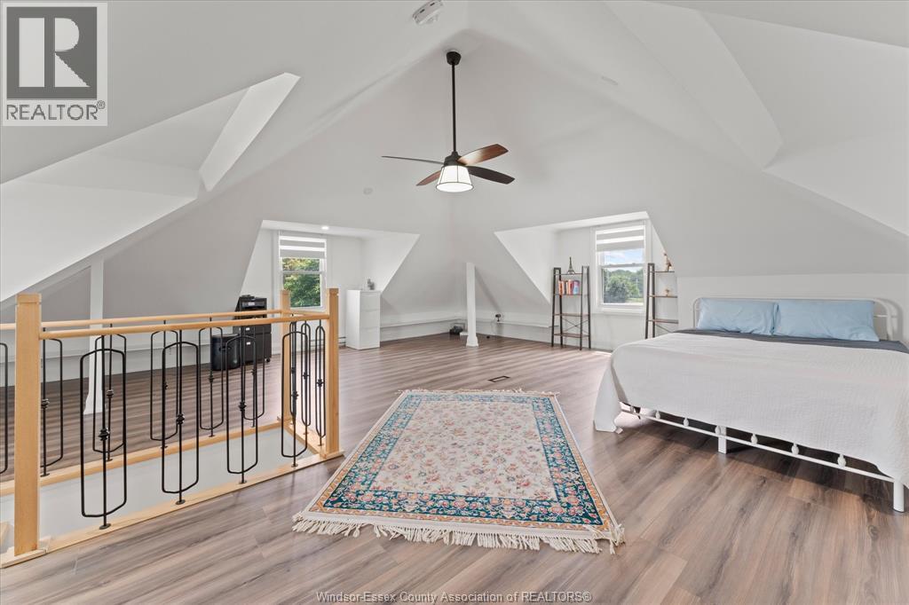 8190 RIVERSIDE DRIVE - 27