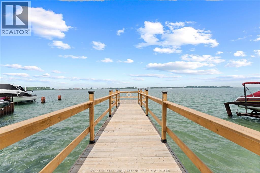 8190 RIVERSIDE DRIVE - 41