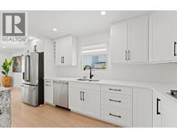 8190 Riverside Drive, Windsor, ON N8S1E4 Photo 15
