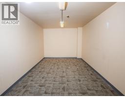 596 Ouellette Avenue, Windsor, ON  Photo 15