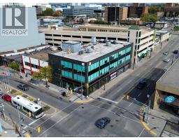 596 Ouellette Avenue, Windsor, ON  Photo 26