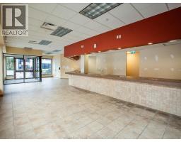 596 Ouellette Avenue, Windsor, ON  Photo 8