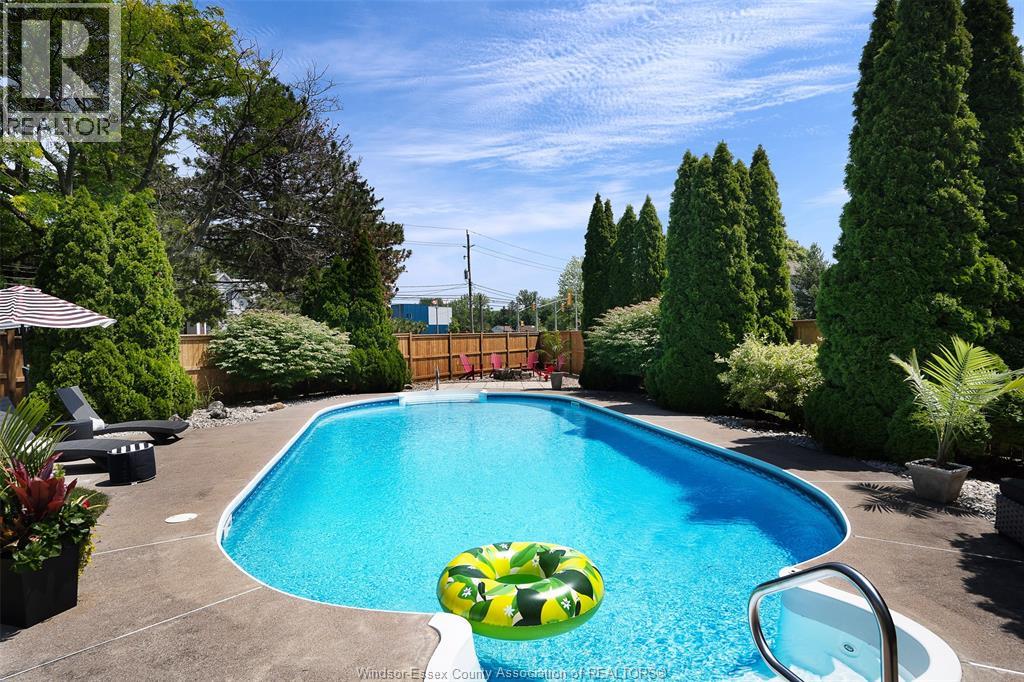 657 DRESDEN PLACE - 5